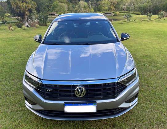 VOLKSWAGEN JETTA 1.4 250 TSI TOTAL FLEX R-LINE TIPTRONIC VOLKSWAGEN JETTA 1.4 250 TSI TOTAL FLEX R-LINE TIPTRONIC